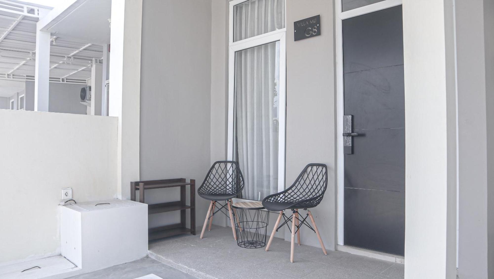 Villa Ku Villa Mu Semarang Kültér fotó