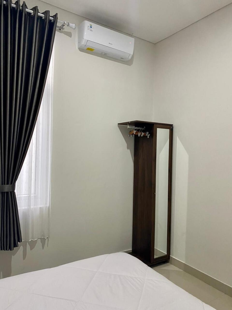 Villa Ku Villa Mu Semarang Kültér fotó